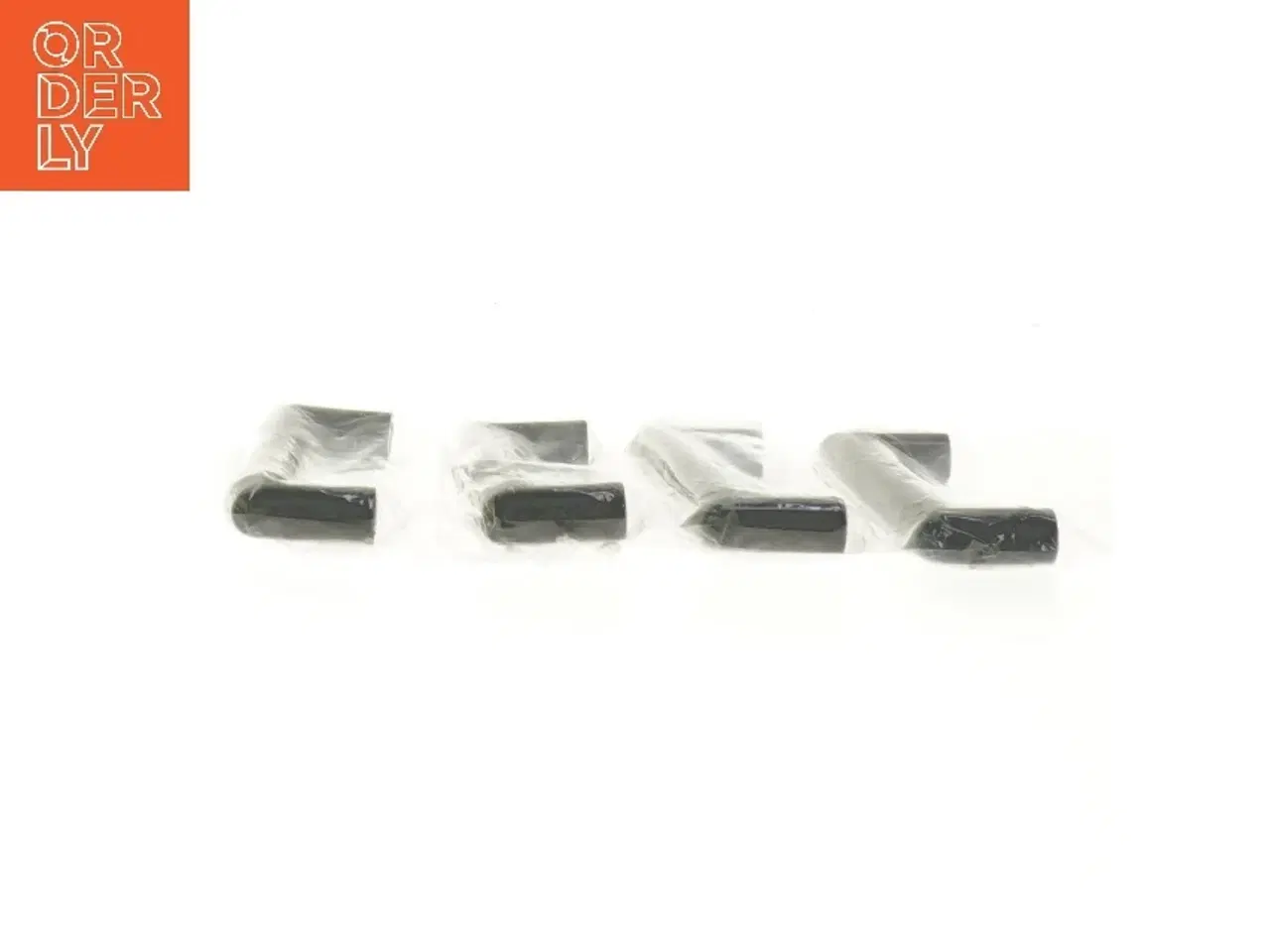 Billede 3 - Sæt af 4 sorte greb (str. 4 stk 11x3 cm)