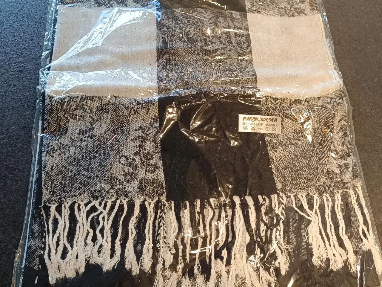 Billede 3 - Flotte pashmina tørklæder