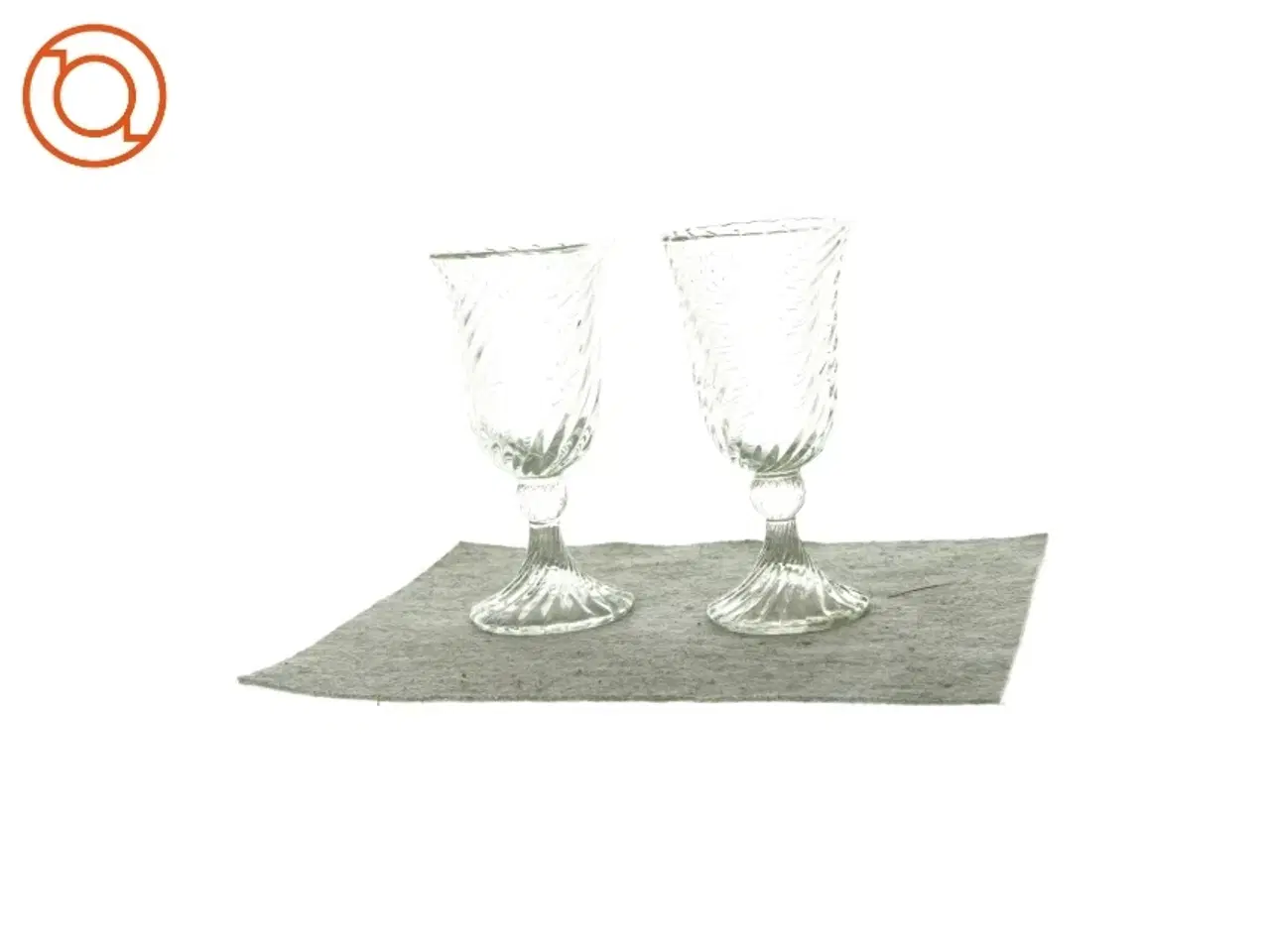 Billede 3 - Vaser (2 stk) (str. 23 x 11 cm)