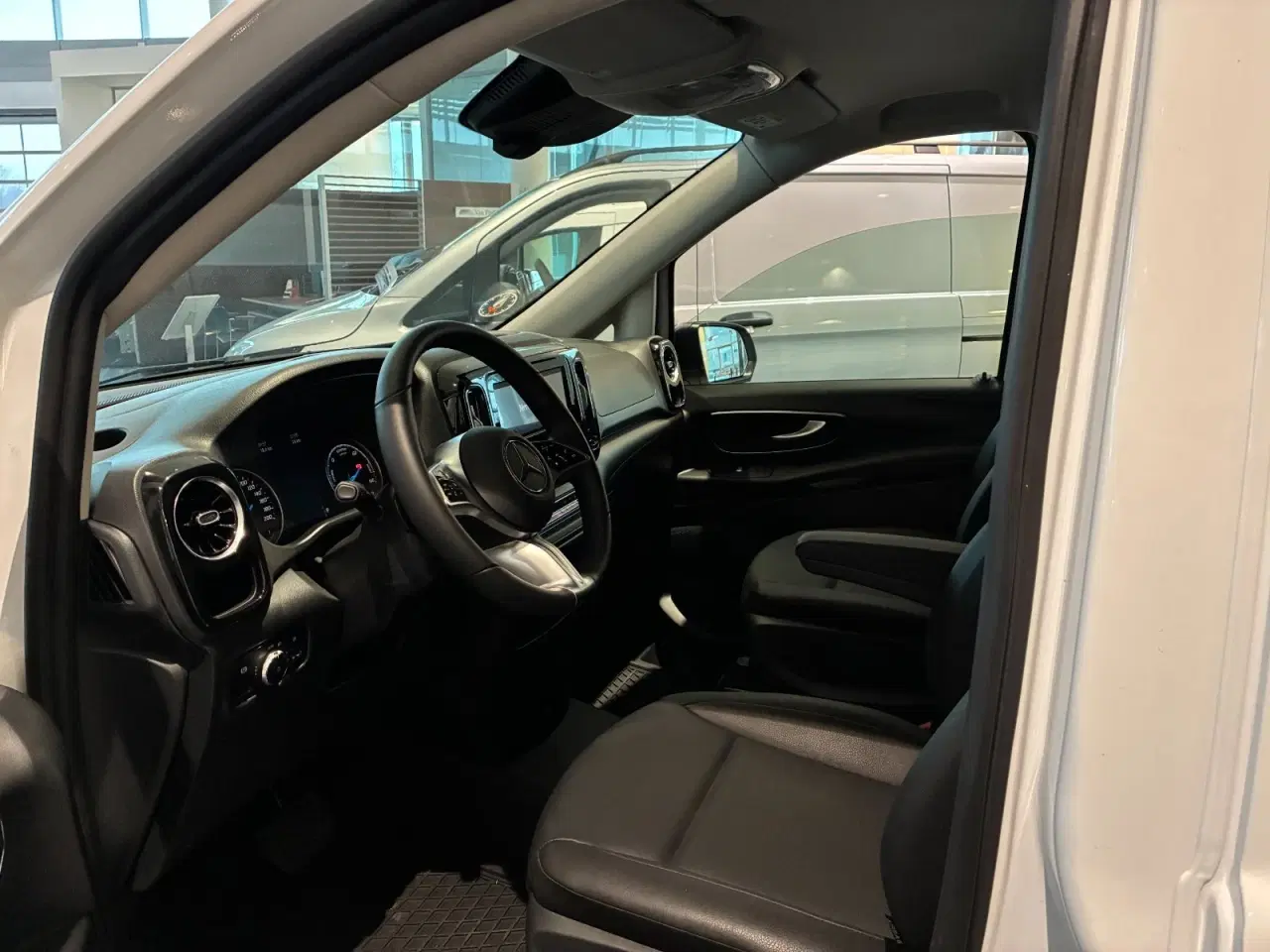 Billede 4 - Mercedes eVito 112  A2 Kassevogn