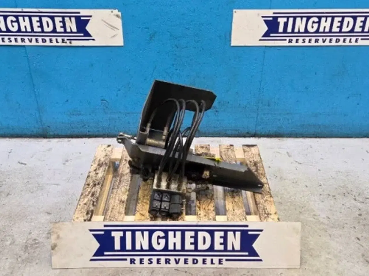 Billede 1 - Massey Ferguson 7278 Gearvælger Konsol 45140009