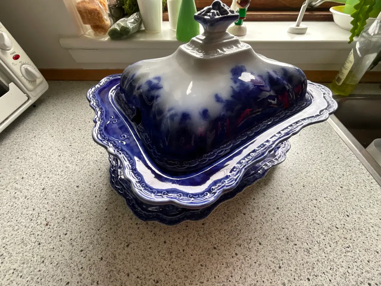 Billede 3 - Royal Wedgwood suppeterrin med underskål