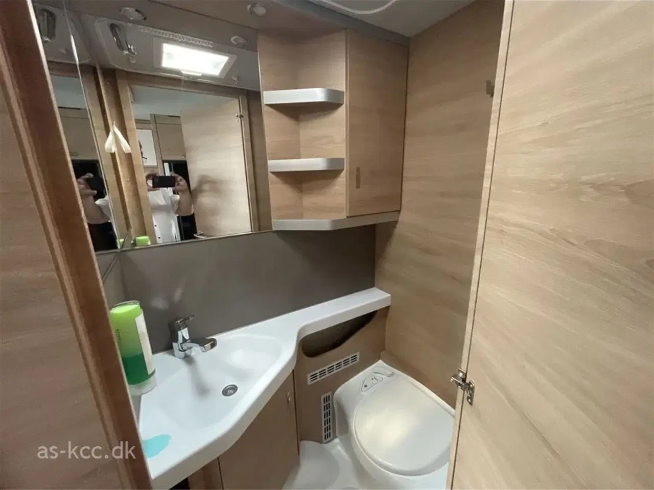 Billede 14 - 2024 - Knaus Südwind 650 UX 60 YEARS   Knaus Sudwind 650 UX  60 Years  Alde Centralvarme