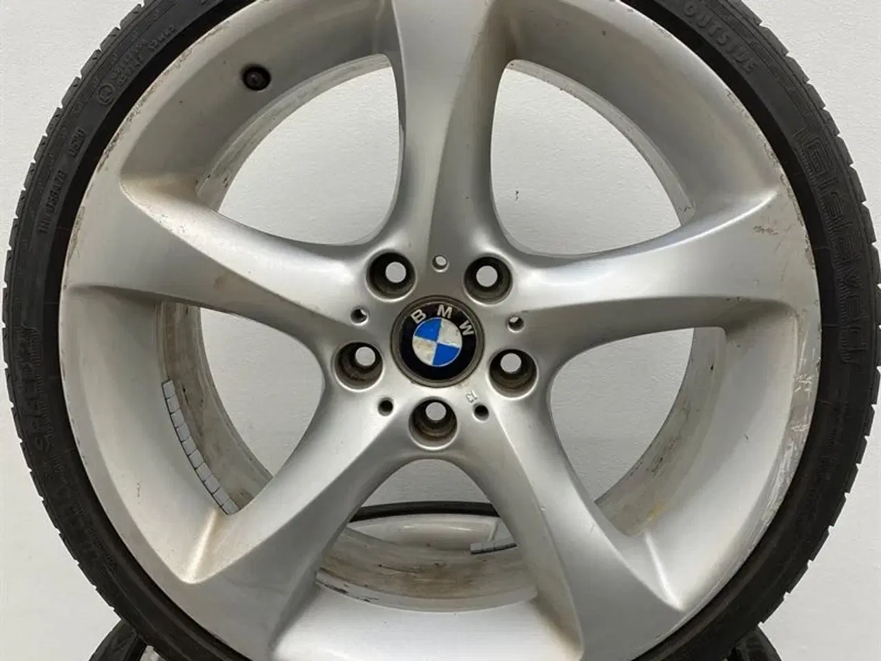 Billede 7 - 19" Org. BMW Alufælge Med Dæk "Starspoke 230" A64445 BMW E90 E91 E92 E93 E90LCI E91LCI E92LCI E93LCI