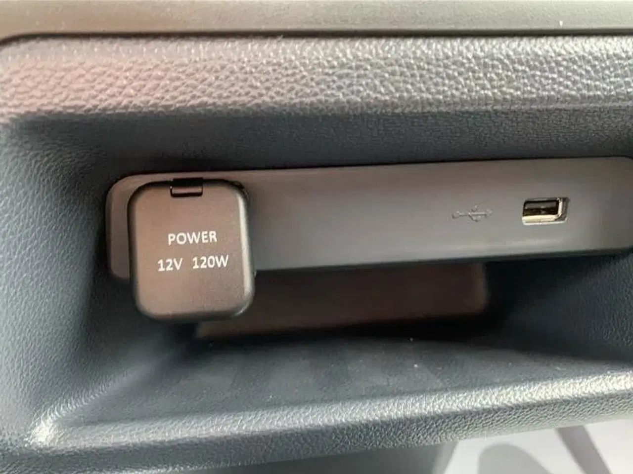 Billede 16 - Maxus e-Deliver 3 LWB 50,2 kWh EL 122HK Ladv./Chas. Aut.