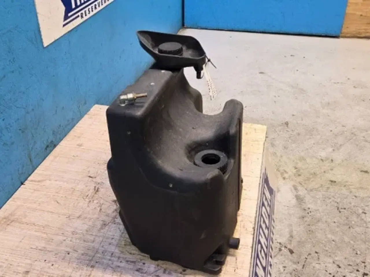 Billede 12 - New Holland TN75F Dieseltank 5195011