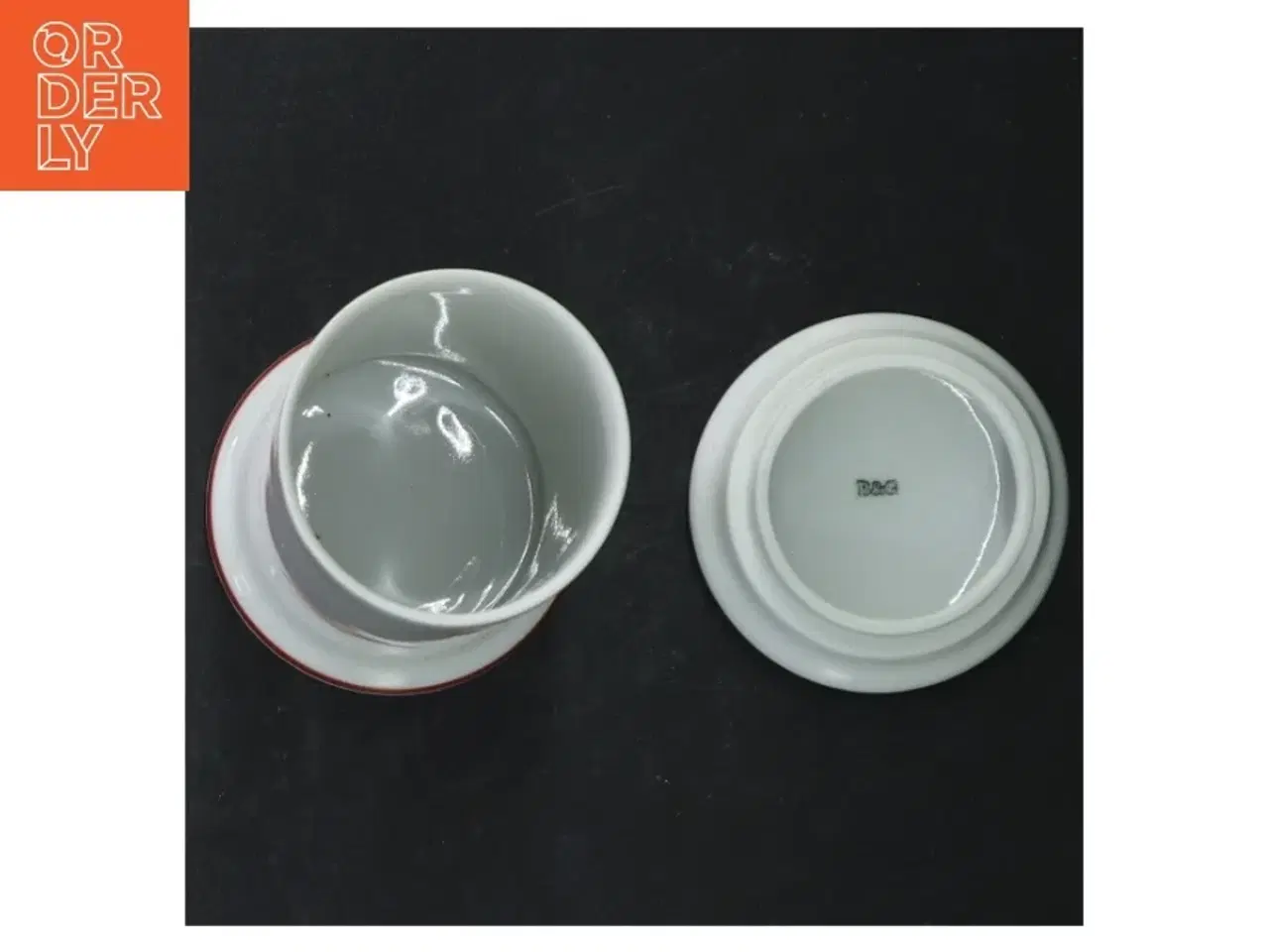 Billede 5 - Bing & Grøndahl porcelænsdåse med låg til bagepulver fra B&G (str. 11 cm)