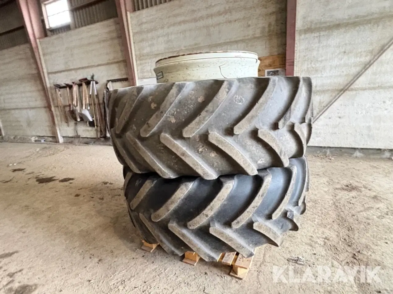 Billede 2 - Tvillinghjul Michelin 650/75-38 2 styk