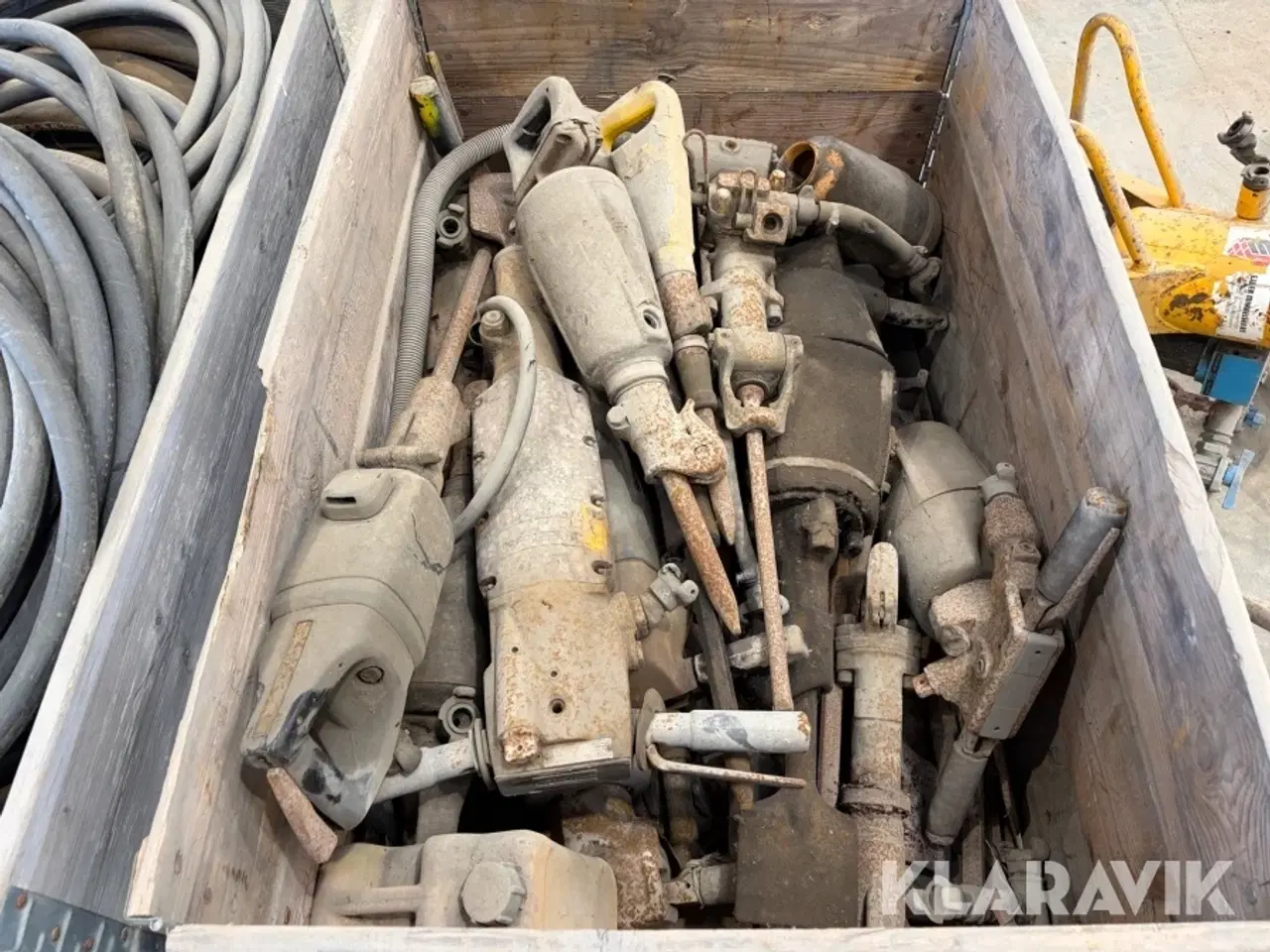 Billede 2 - Tryklufthamre og vandudskiller med trykluftslanger