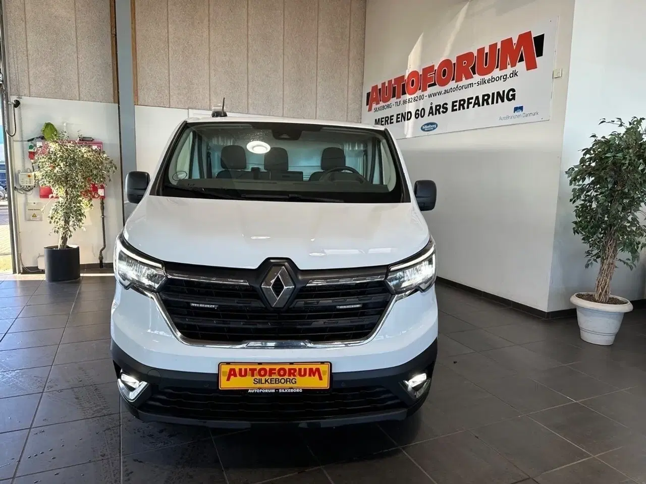 Billede 2 - Renault Trafic 2,0 dCi 150 L2H1 Tekno EDC