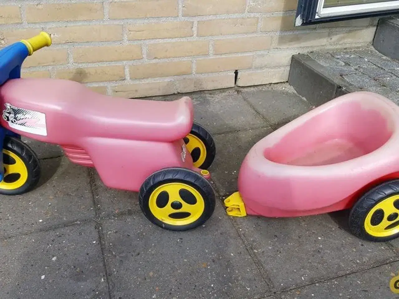 Billede 1 - Dantoy Scooter m. hænger