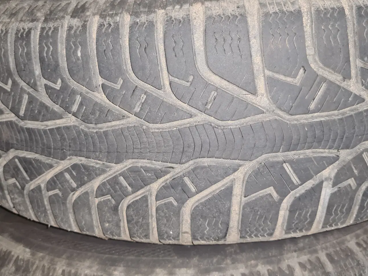 Billede 2 - Vinterdæk til Peugeot 208 fra 2012 til 2019.