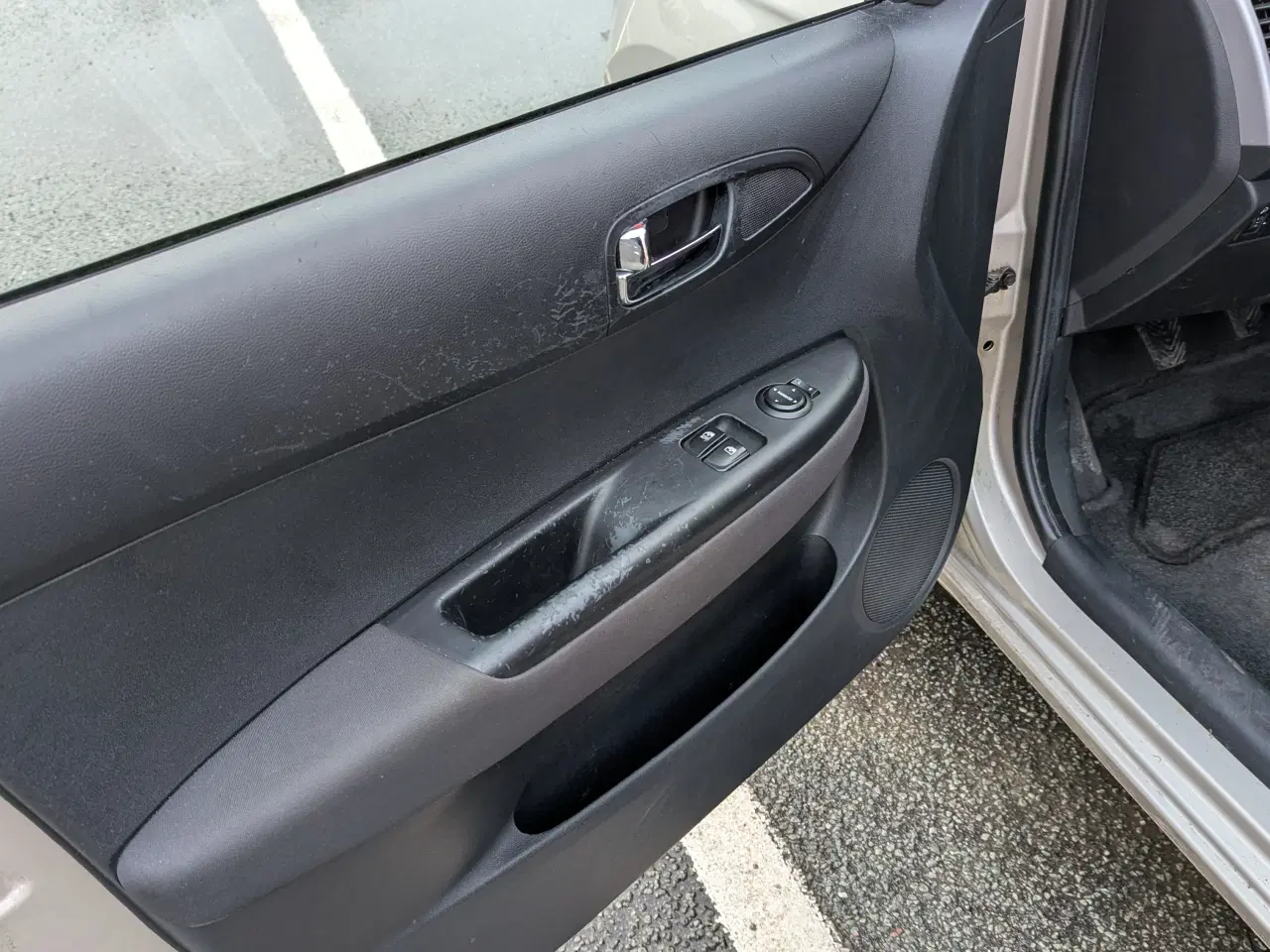 Billede 13 - Hyundai i20, 1,2, Benzin til salg.