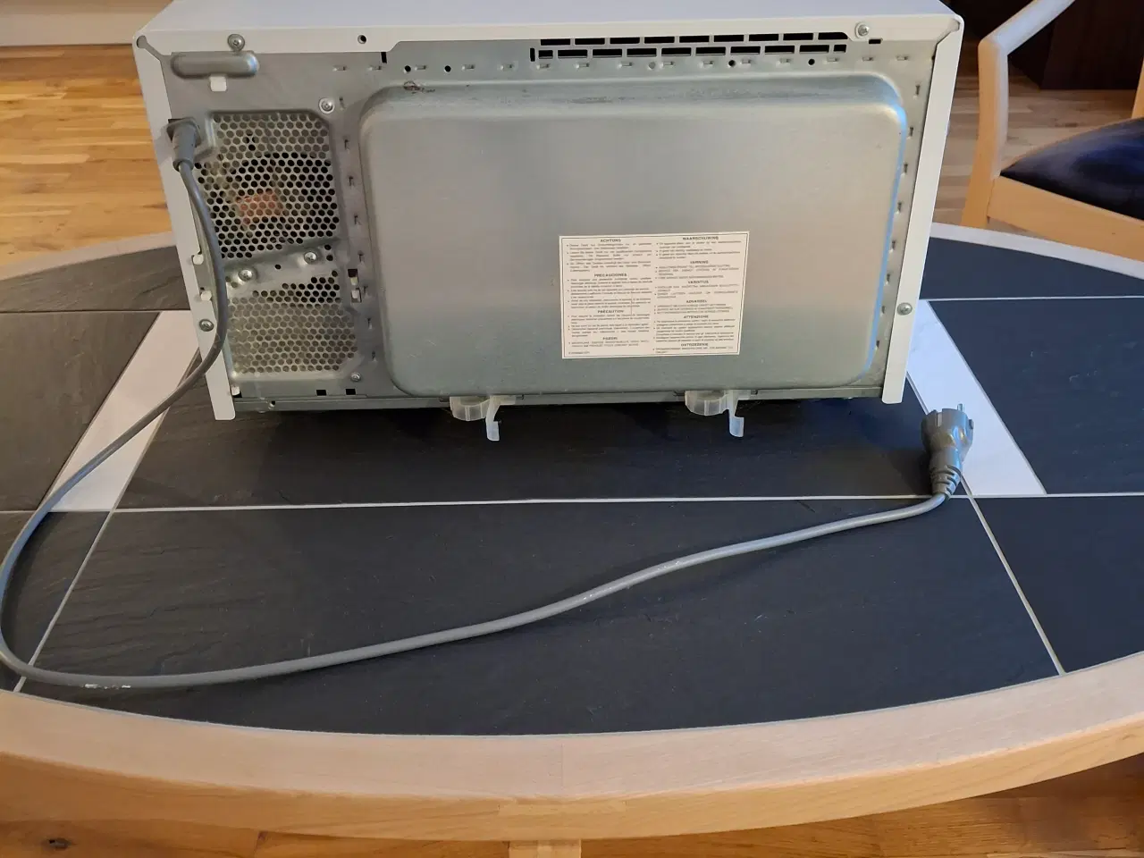 Billede 3 - Panasonic Hvid Microbølgeovn