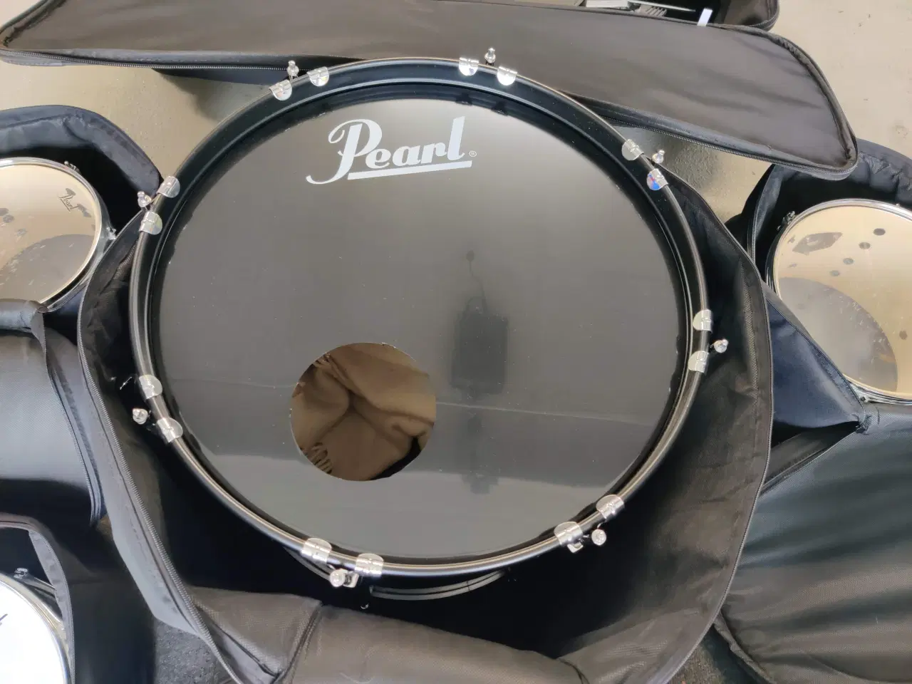 Billede 9 - Trommesæt, Pearl Roadshow 18" Plus Red Wine