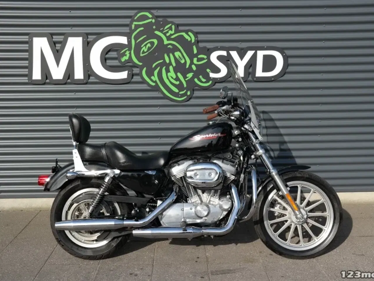 Billede 1 - Harley-Davidson XL883 Standard MC-SYD       BYTTER GERNE