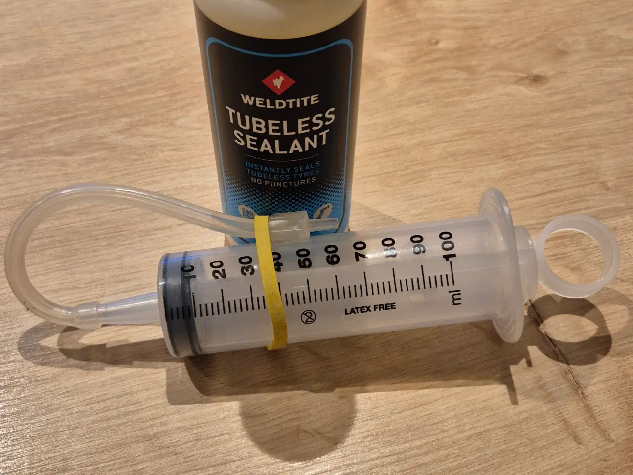 Billede 5 - Div cykeludstyr, sko mm.