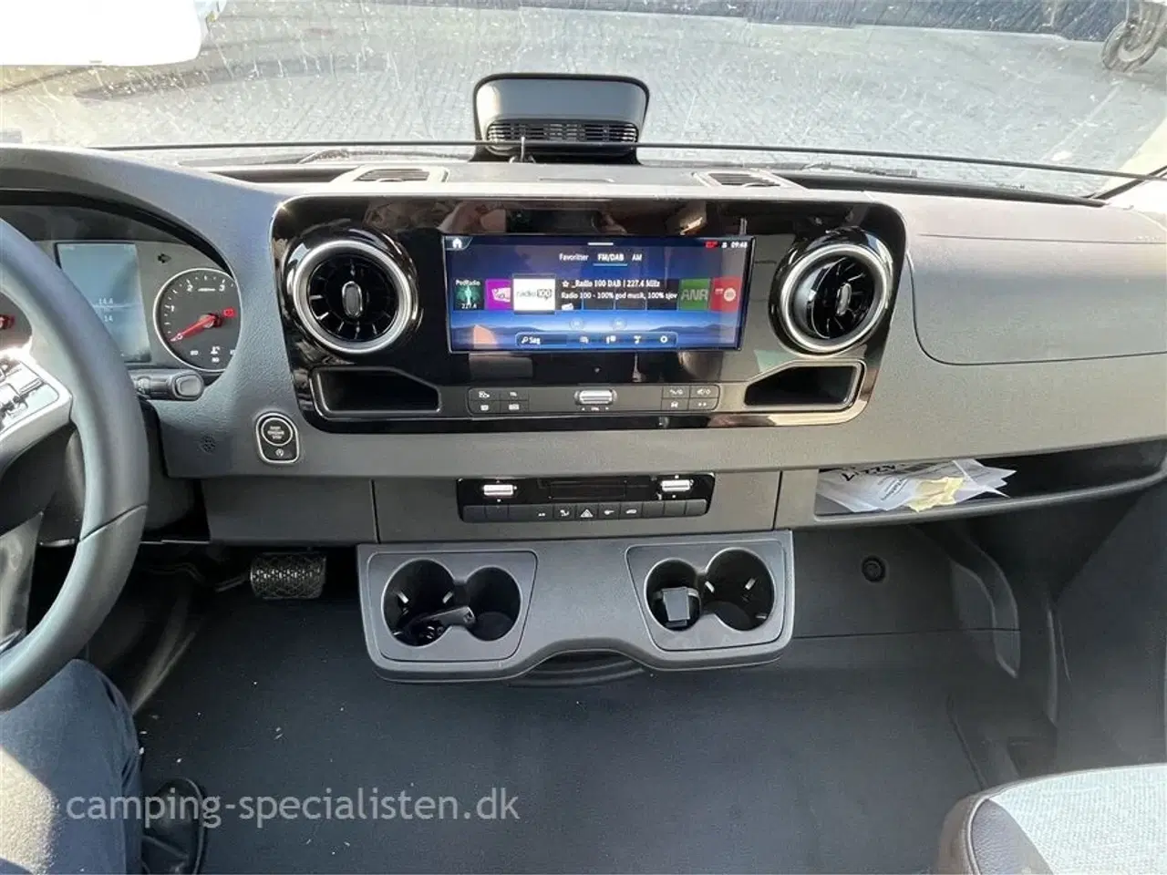 Billede 6 - 2026 - Weinsberg Pepper Edition MEG 640 Mercedes   Weinsberg CaraCompact 640 MEG Edition Pepper MB 2026 - Kan snart ses nu hos Camping-Specialisten.dk