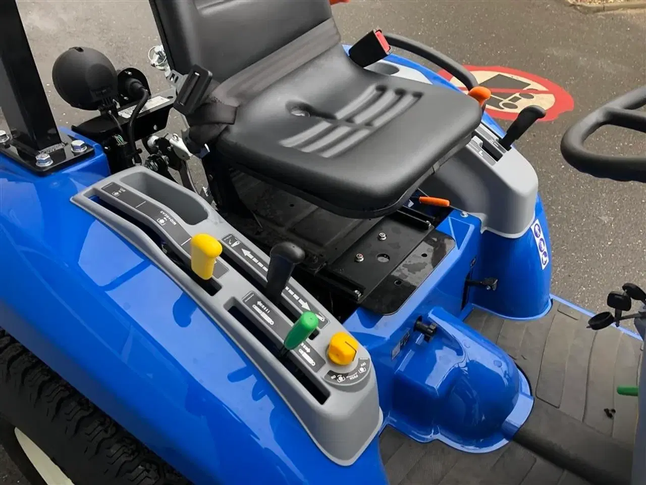 Billede 5 - New Holland Boomer 25