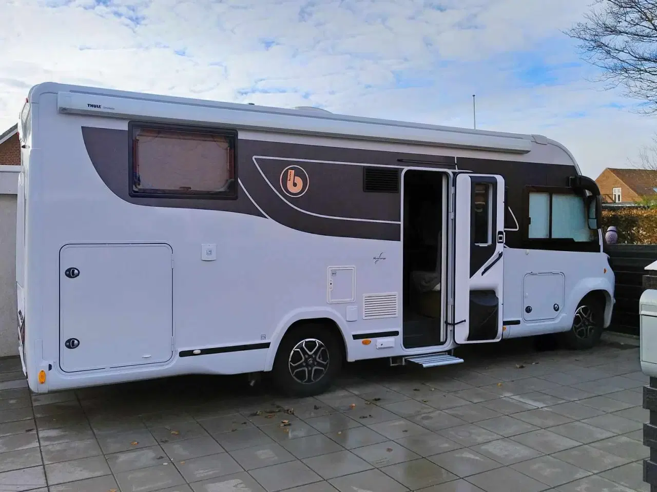 Billede 1 - AutoCamper, Topmodel med masser af ekstraudstyr.