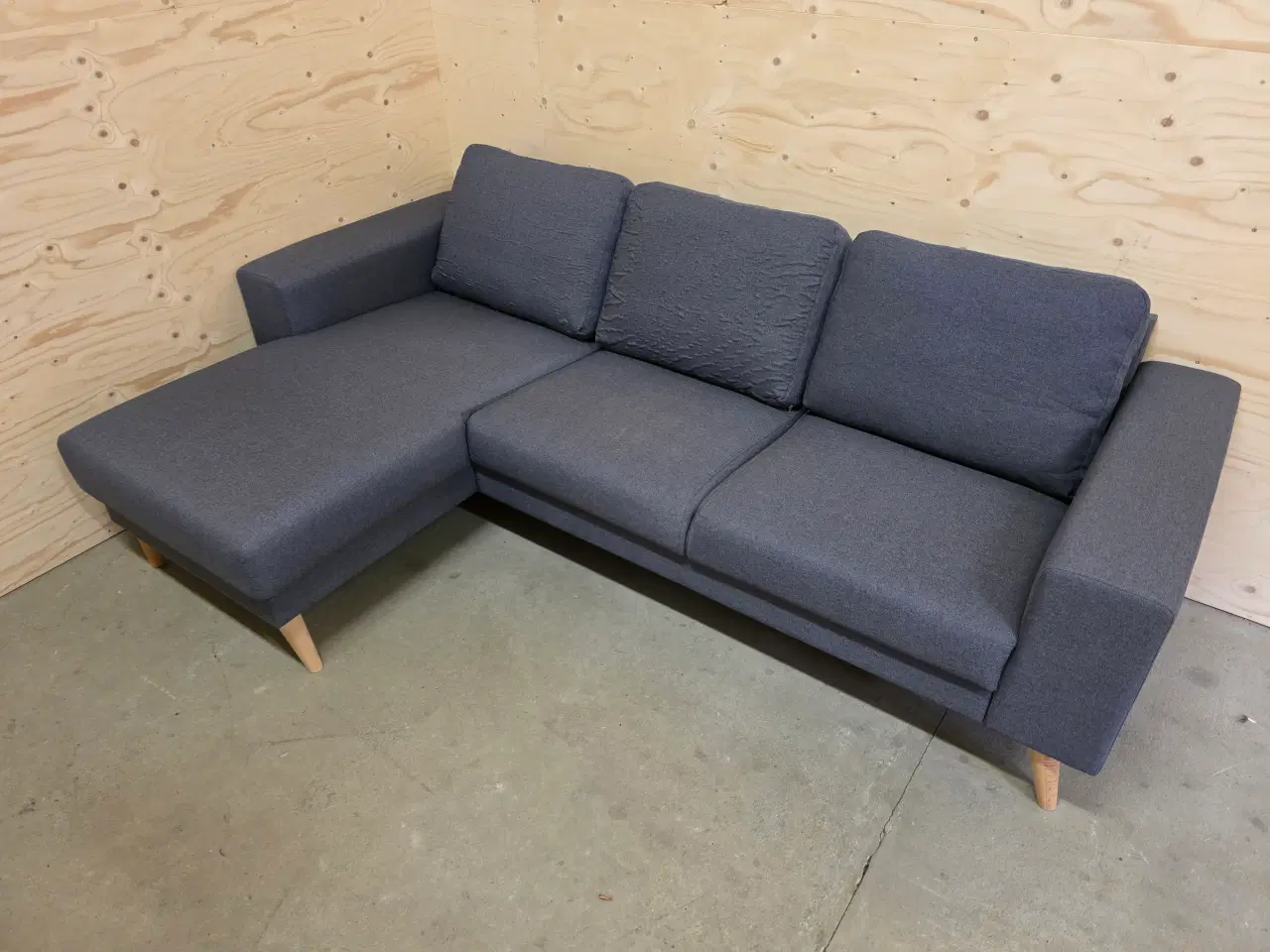 Billede 2 - Jysk 3 Pers. Vendbar Chaiselong Sofa – God Stand