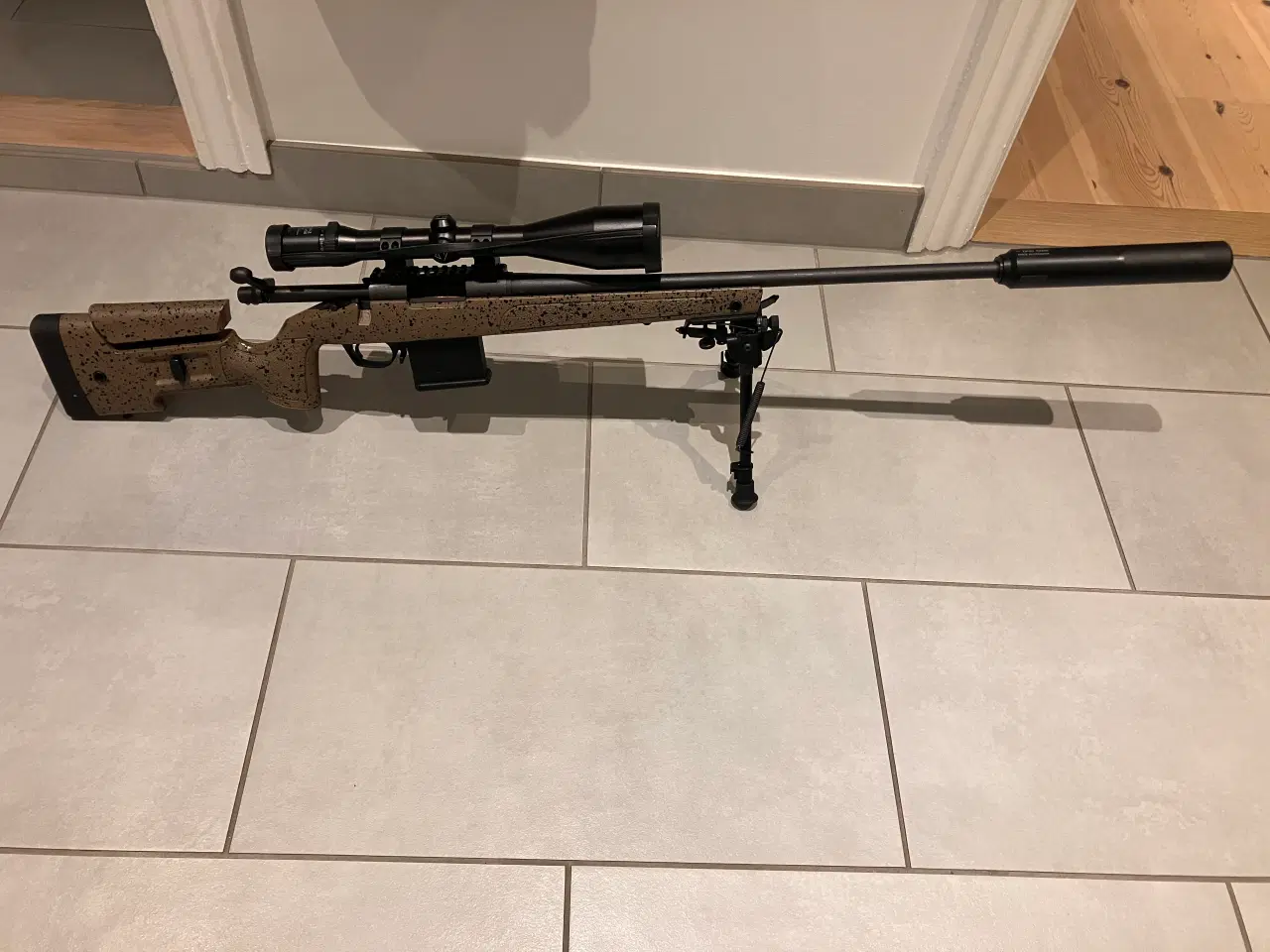 Billede 1 - Remington 700 sps .223 rem