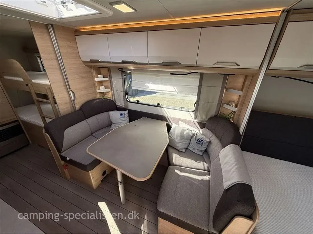 Billede 6 - 2022 - Knaus Südwind 580 QS 60 Years Celebration   Knaus Südwind 580 QS 60 Years  2022 model Se den nu hos Camping-Specialisten.dk
