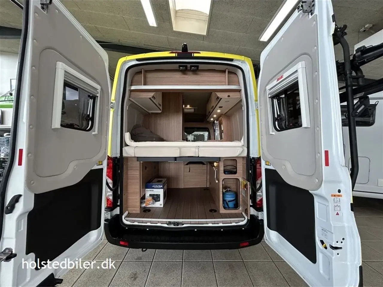 Billede 15 - 2023 - Weinsberg Carabus 600 MQ   Smart farve - 170HK - automatgear - Stor ståhøjde