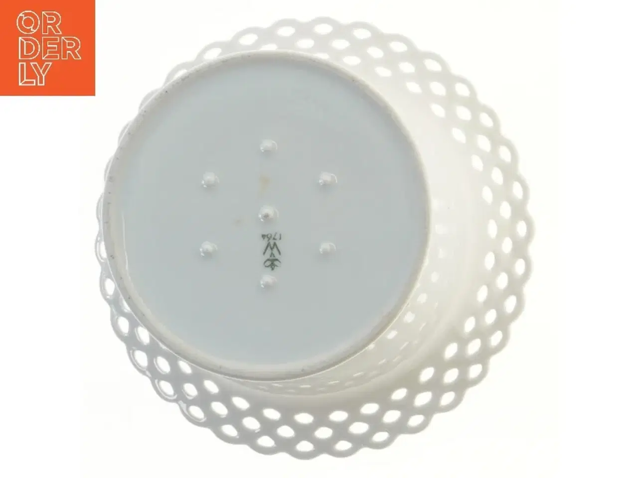 Billede 2 - Hvid urtepotte med blå blomstermønster (str. Ø 17x12,5 cm)