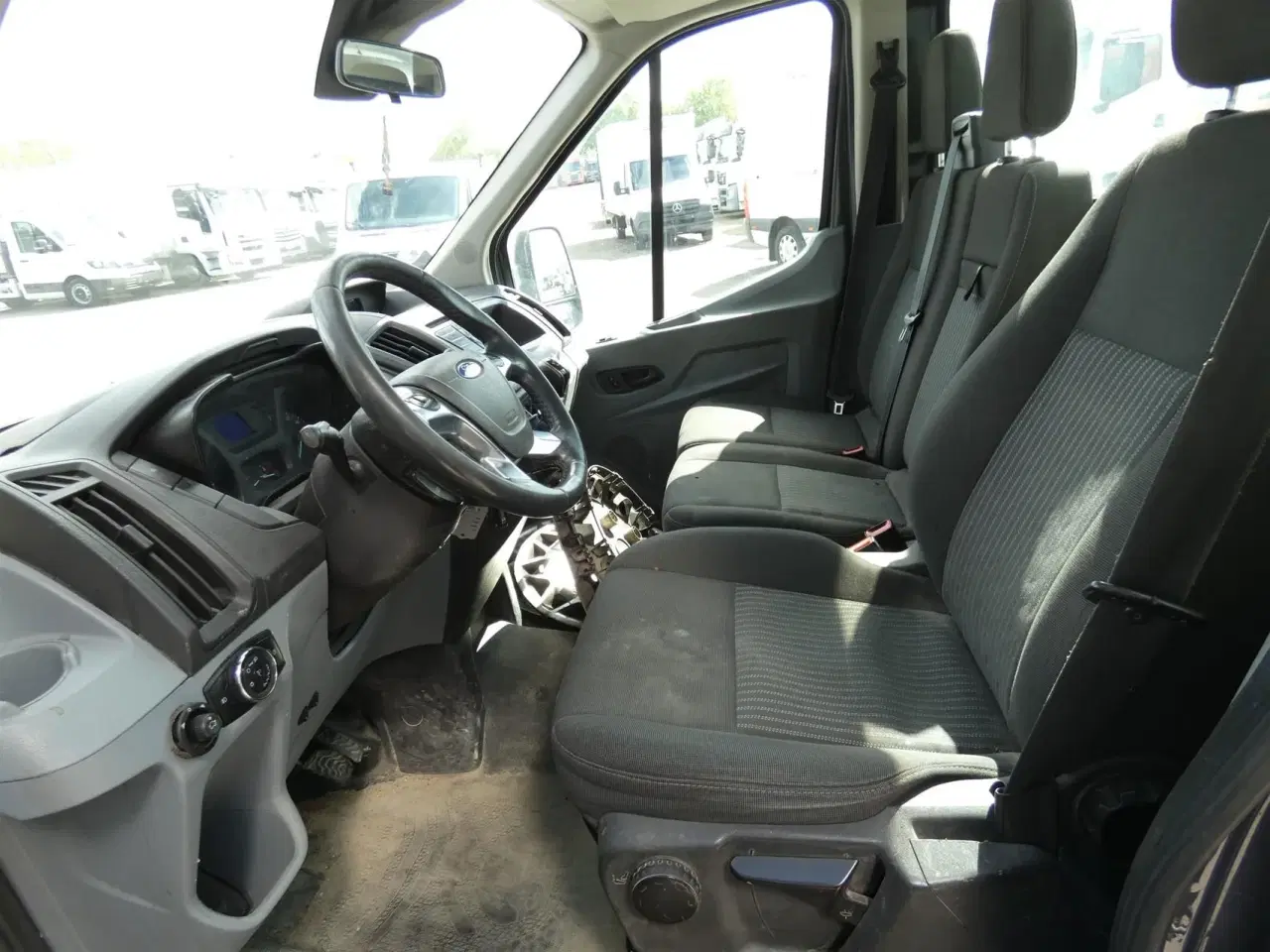 Billede 6 - Ford Transit 350 L3H1 2,2 TDCi Trend RWD 125HK Ladv./Chas. 6g