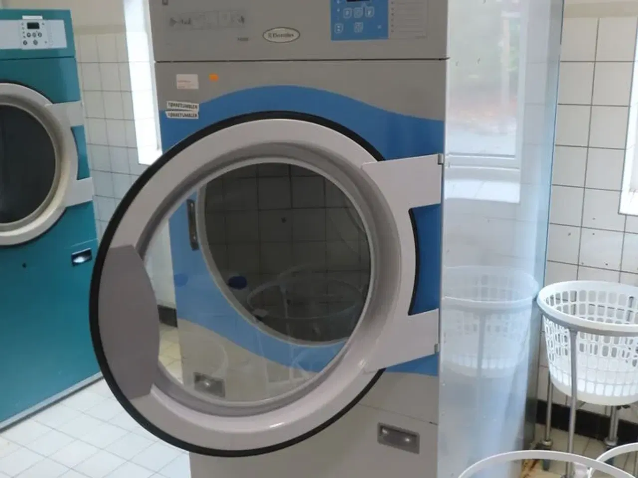 Billede 3 - Industritørretumbler ELECTROLUX T4350