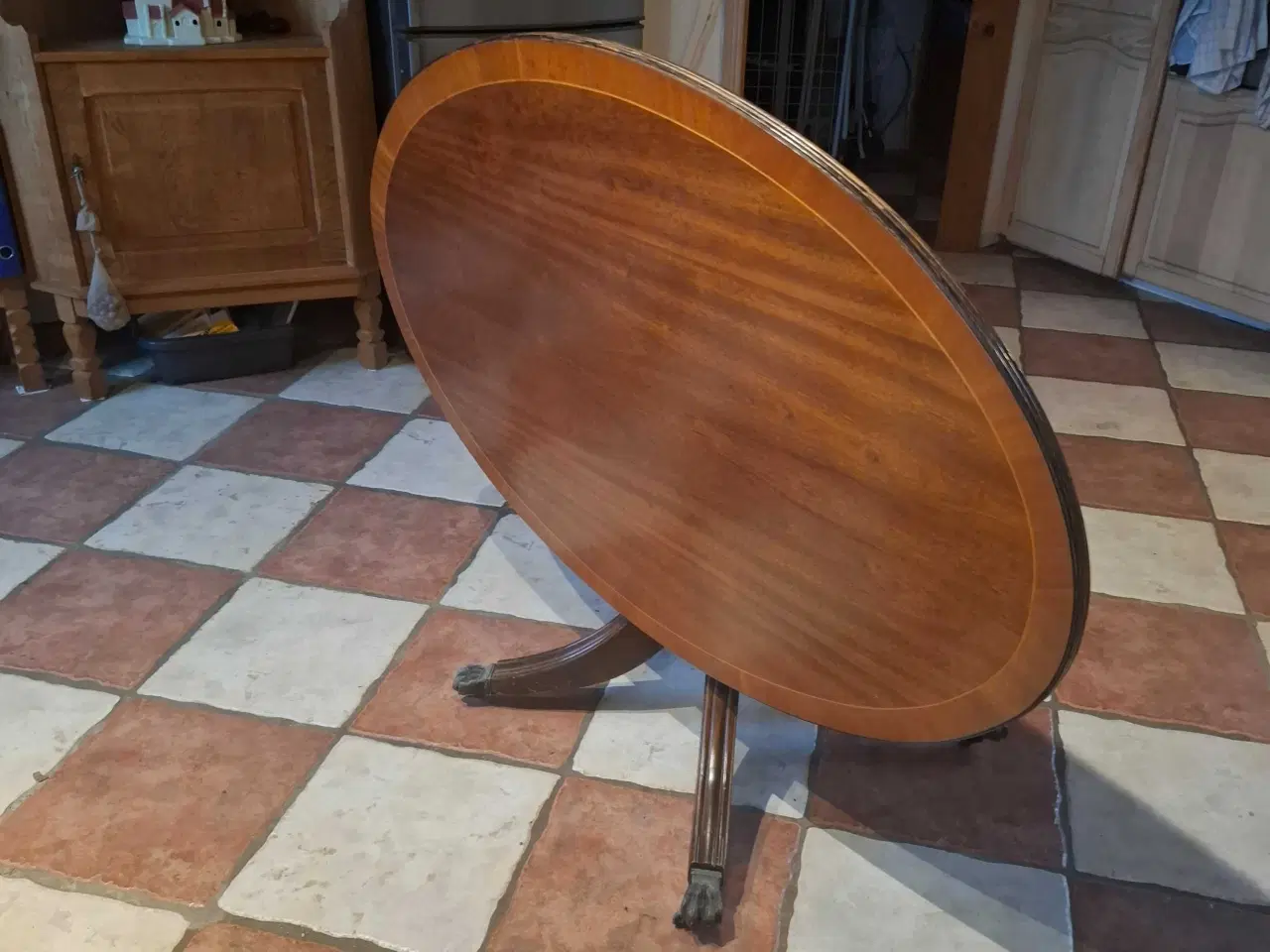 Billede 4 - Engelsk foldebord mahogni med løvefødder