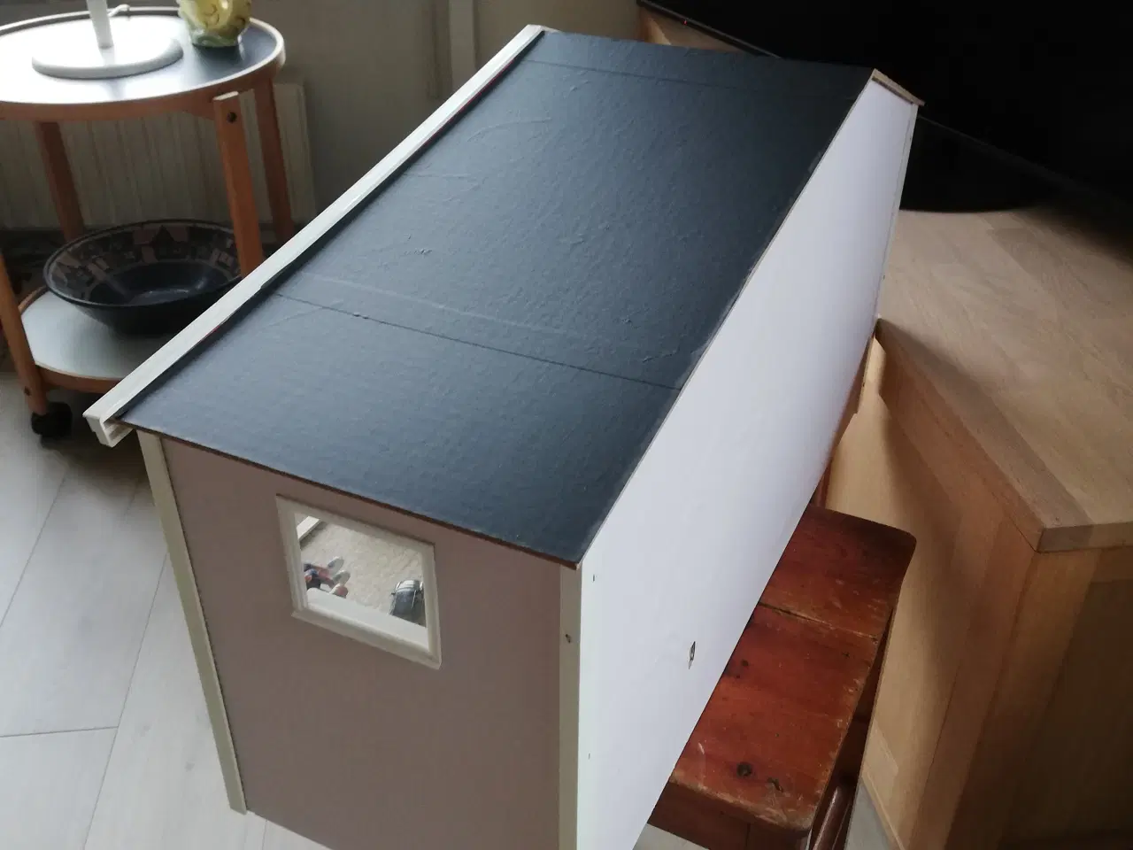 Billede 8 - Lundby dukkehus med indhold