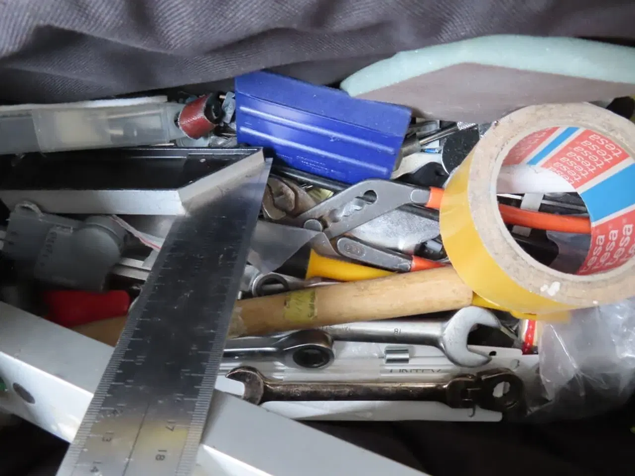 Billede 2 - Værktøjstaske med indhold