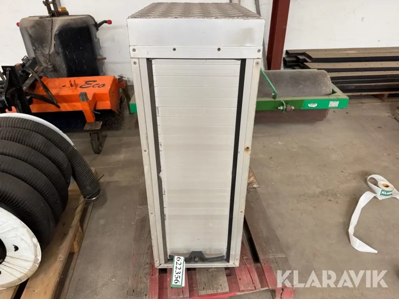 Billede 8 - Redskabsskab D60cm B39cm H110cm