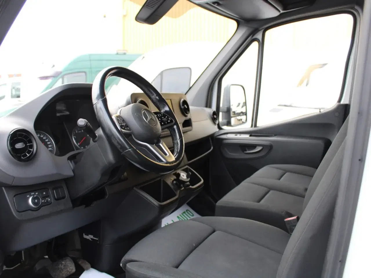 Billede 3 - Mercedes Sprinter 319 3,0 CDi Alukasse m/lift aut.