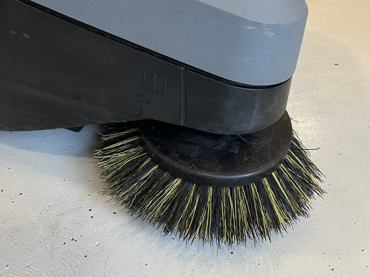 Billede 4 - Kärcher KM 75/40 W  fejemaskine. 