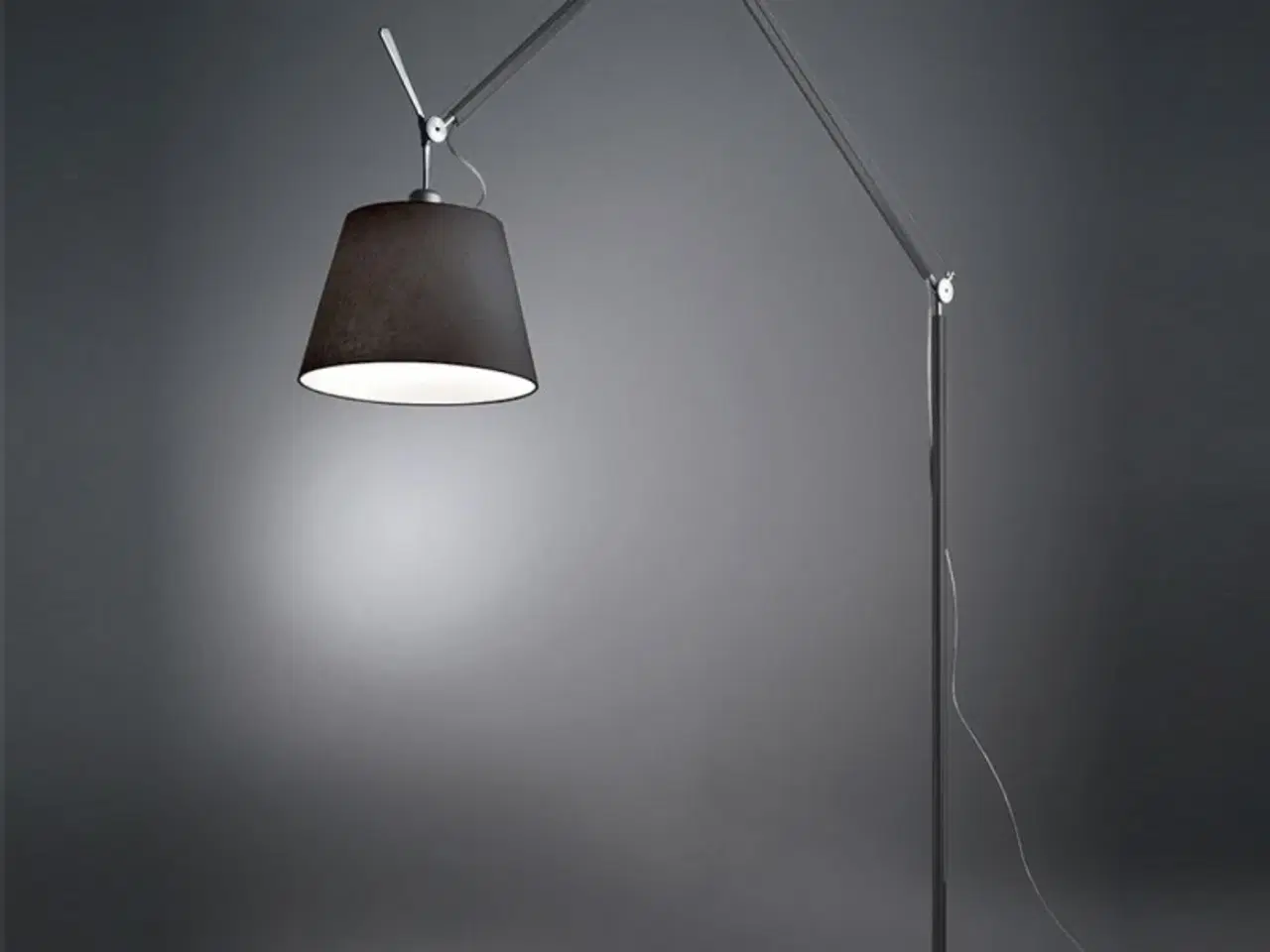 Billede 5 - Artemide Tolomeo Mega Gulvlampe Sort Ø 42