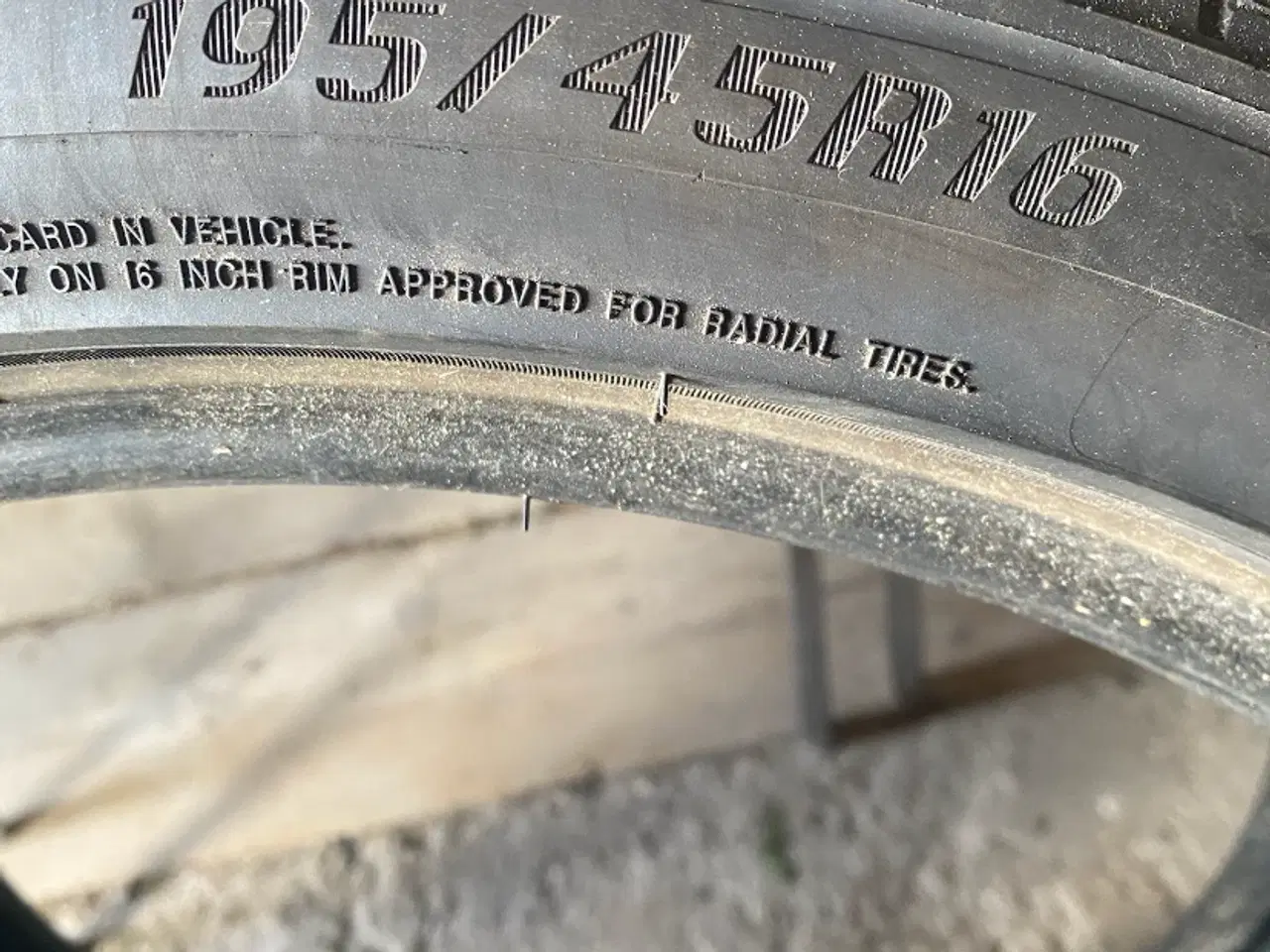 Billede 1 - 2 fine dæk 