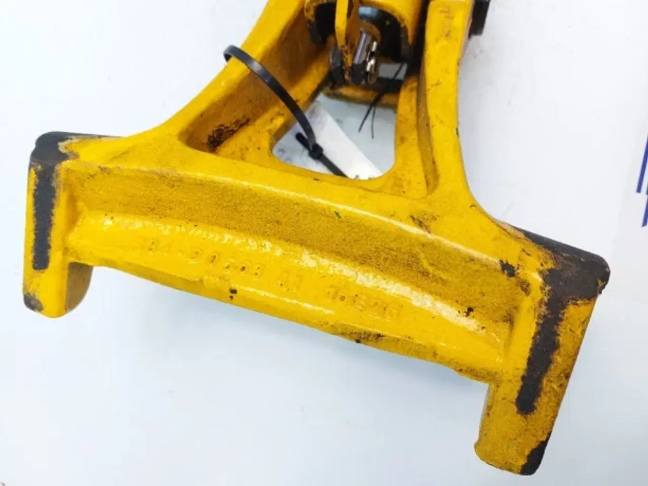 Billede 12 - JCB 4CX Arm låsestift 128/C9518