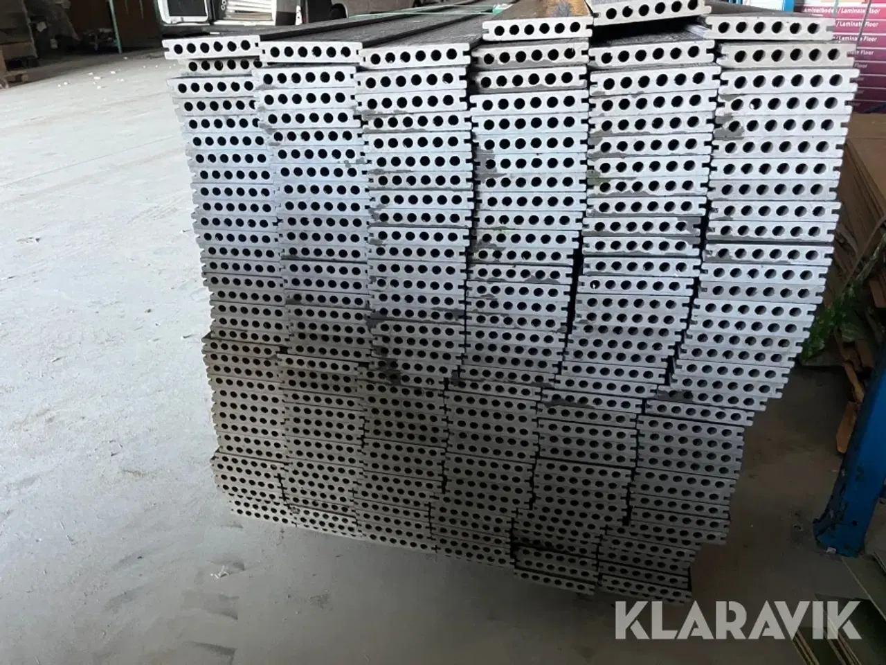 Billede 6 - Kompositbrædder Kirkedal 2 meter 216 styk