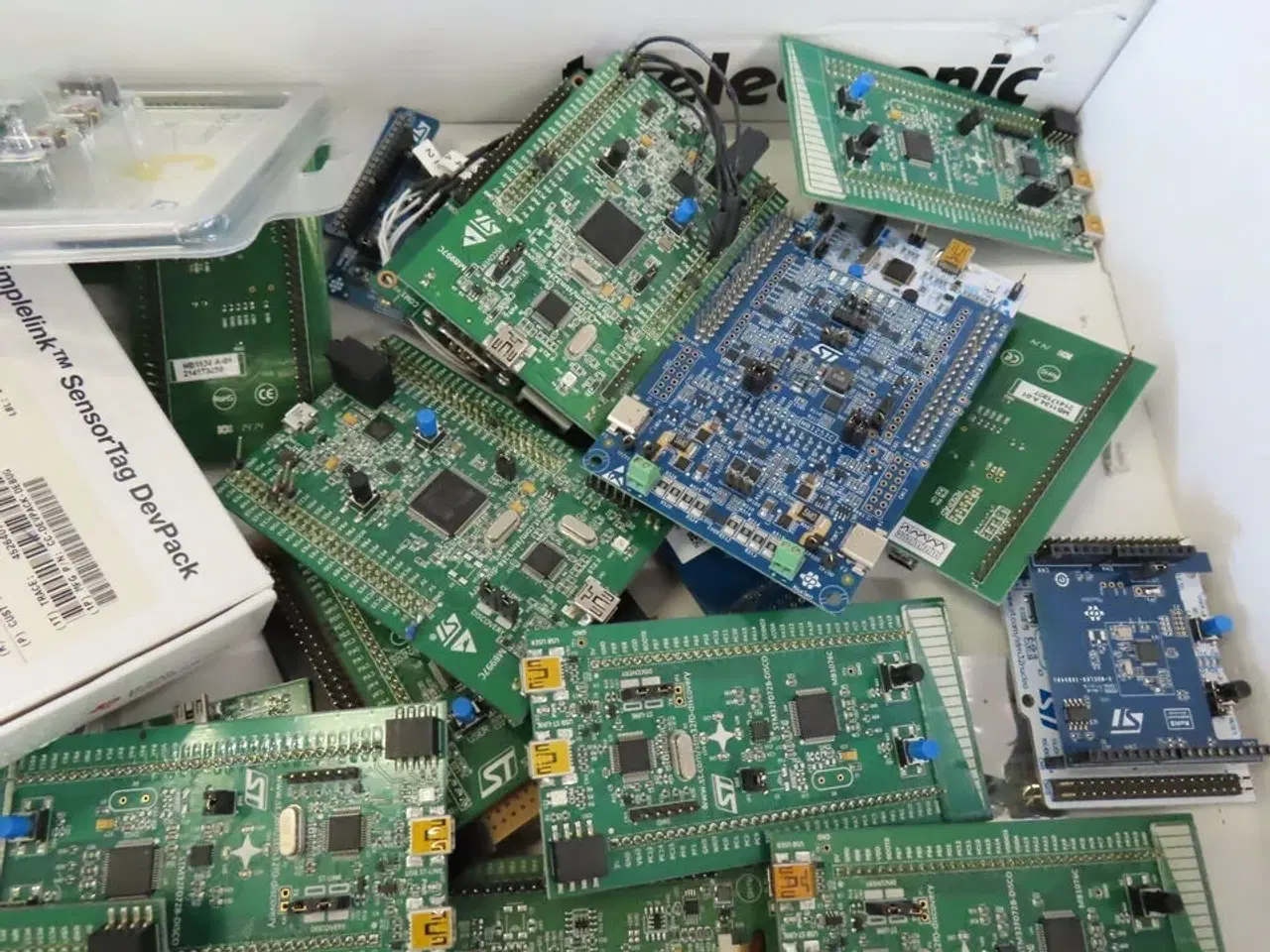 Billede 6 - Palle med rester fra TC ELECTRONIC