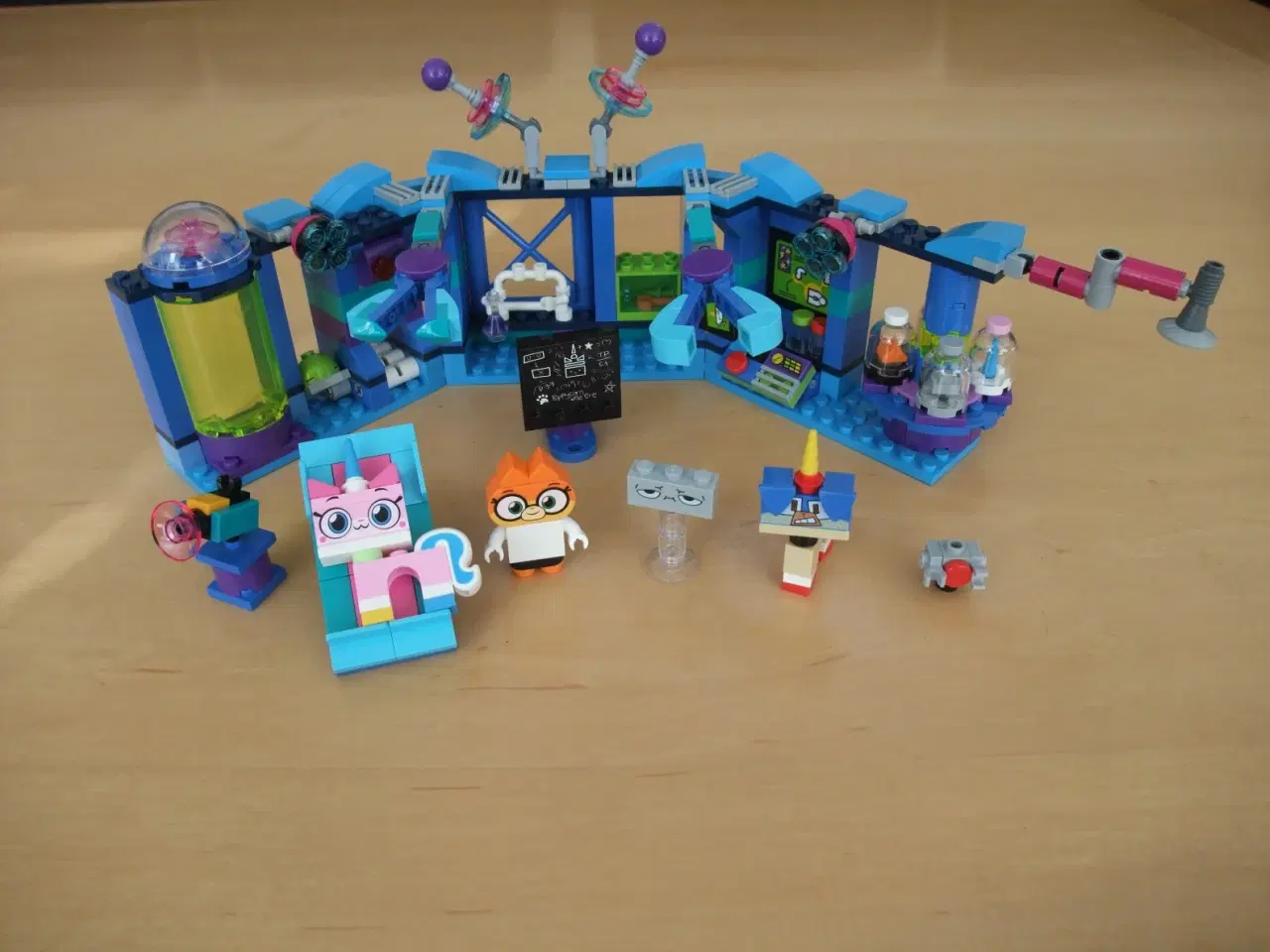 Billede 1 - Lego Dr. Rævs Laboratorium Unikitty 41454