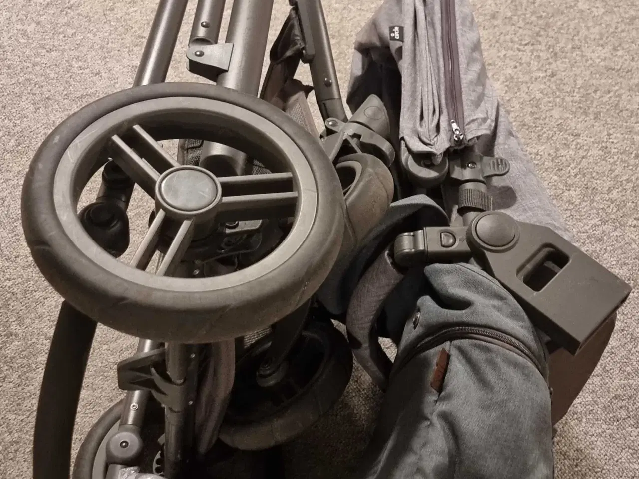 Billede 5 - Fin og let Klapvogn