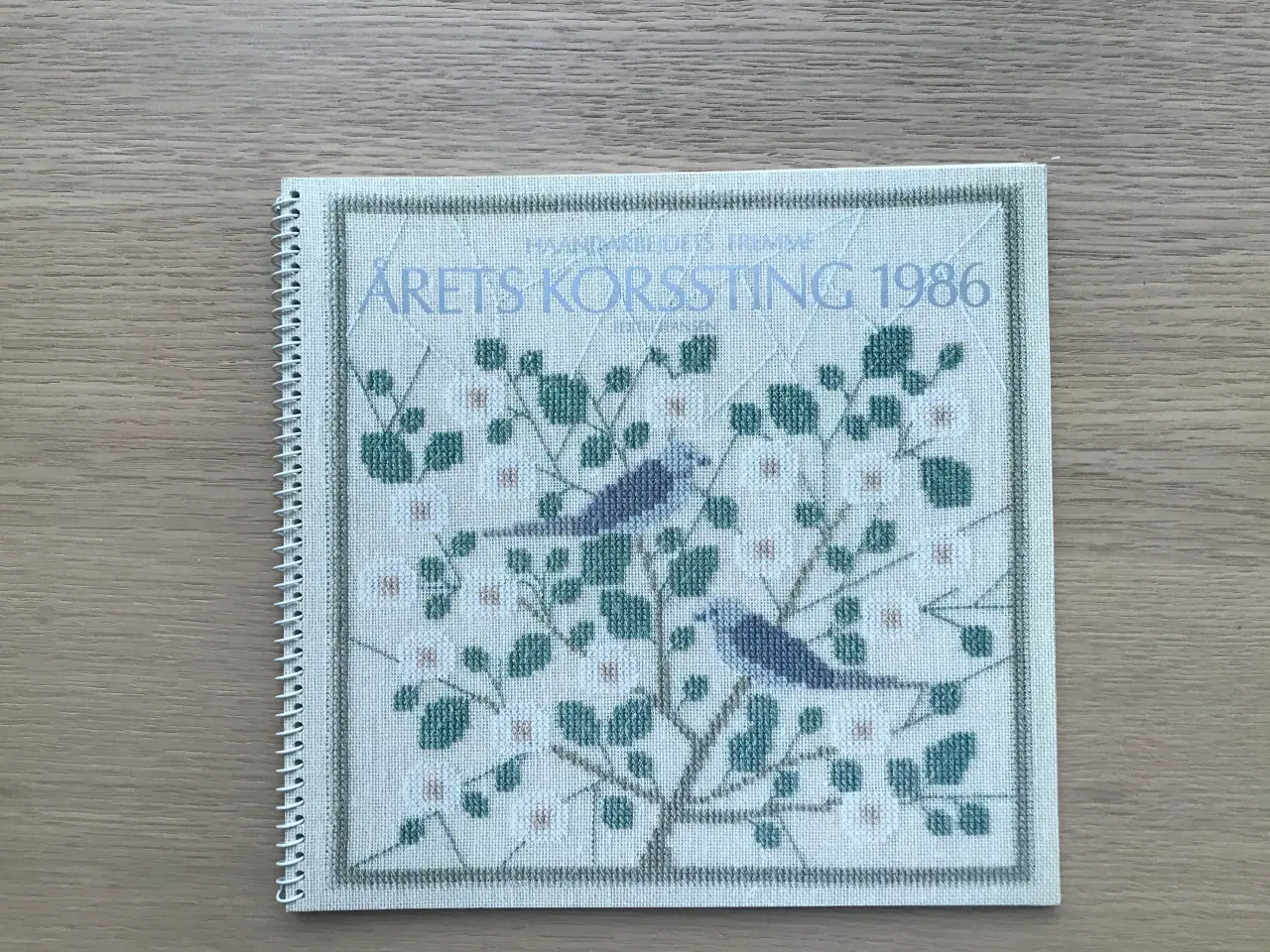 Billede 1 - Årets Korssting 1986  -  Mosaik