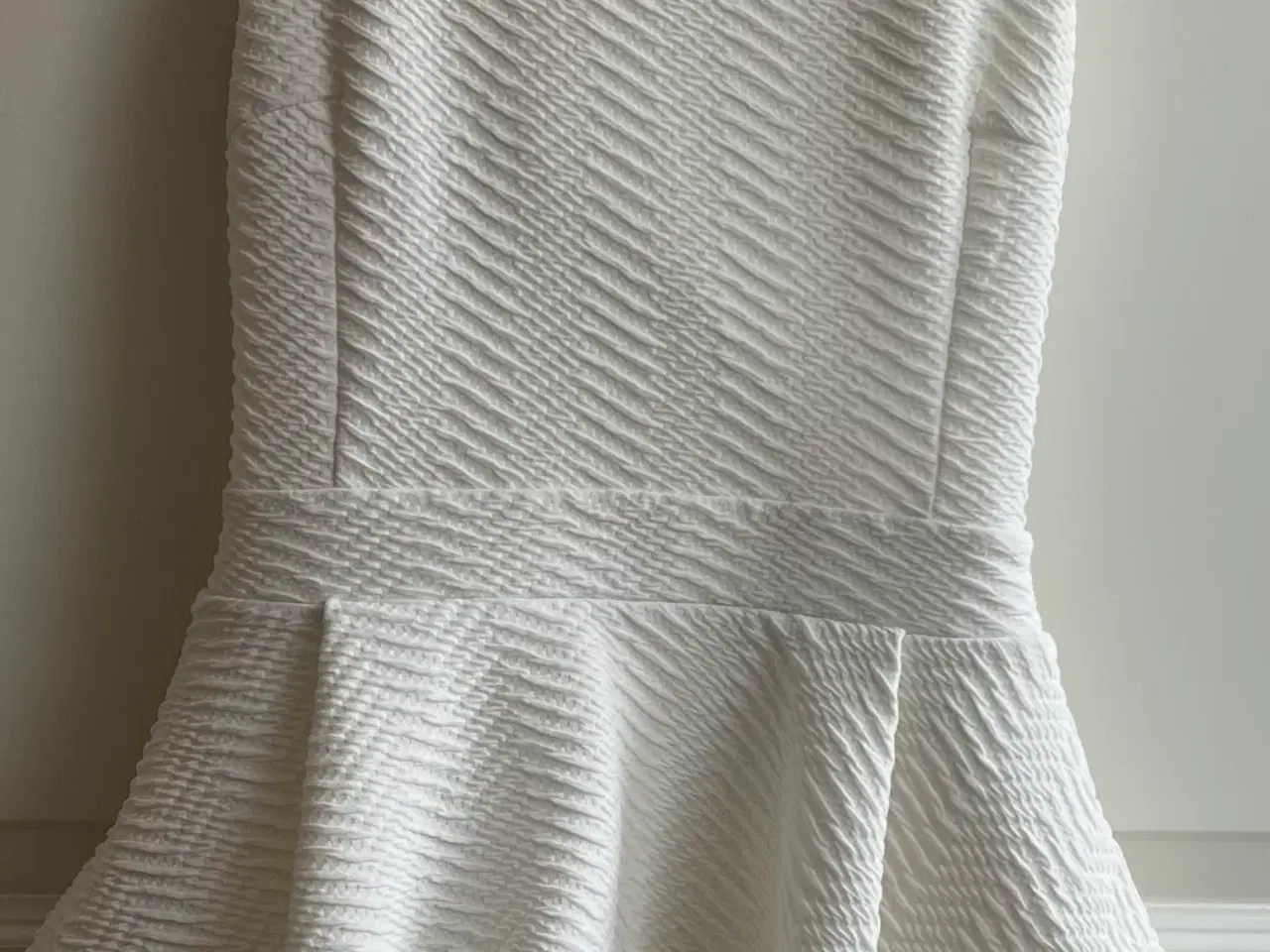 Billede 1 - Hvid kjole