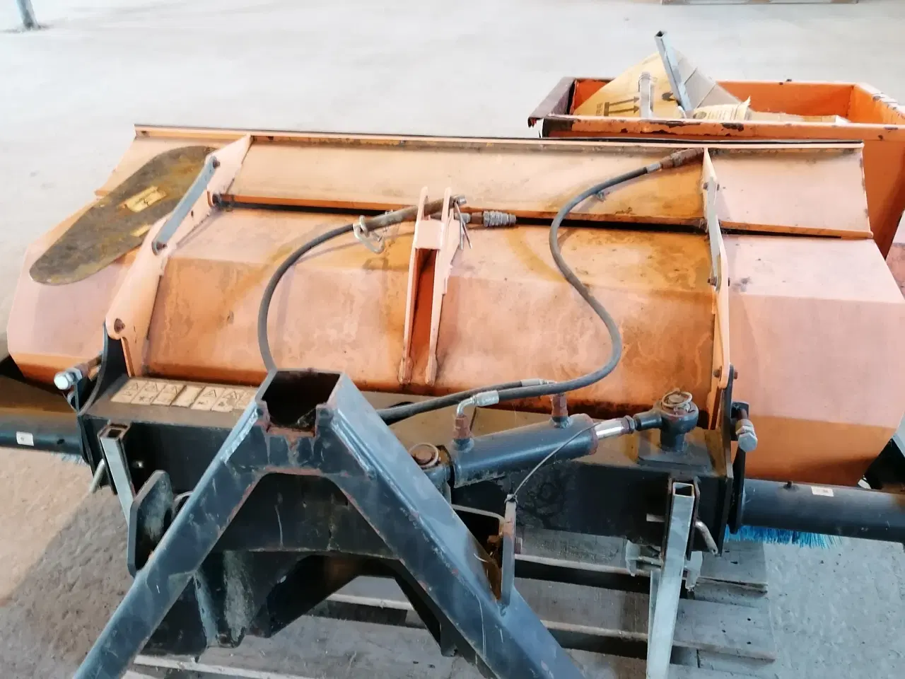 Billede 2 - Kost til traktor 