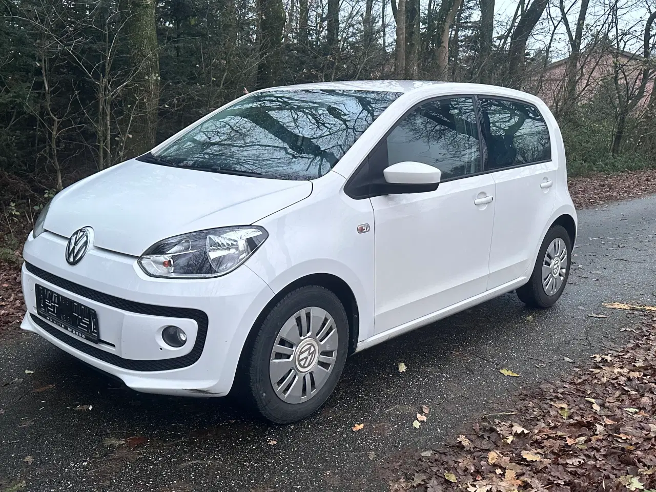 Billede 2 - Nysynet vw up, med masser af udstyr
