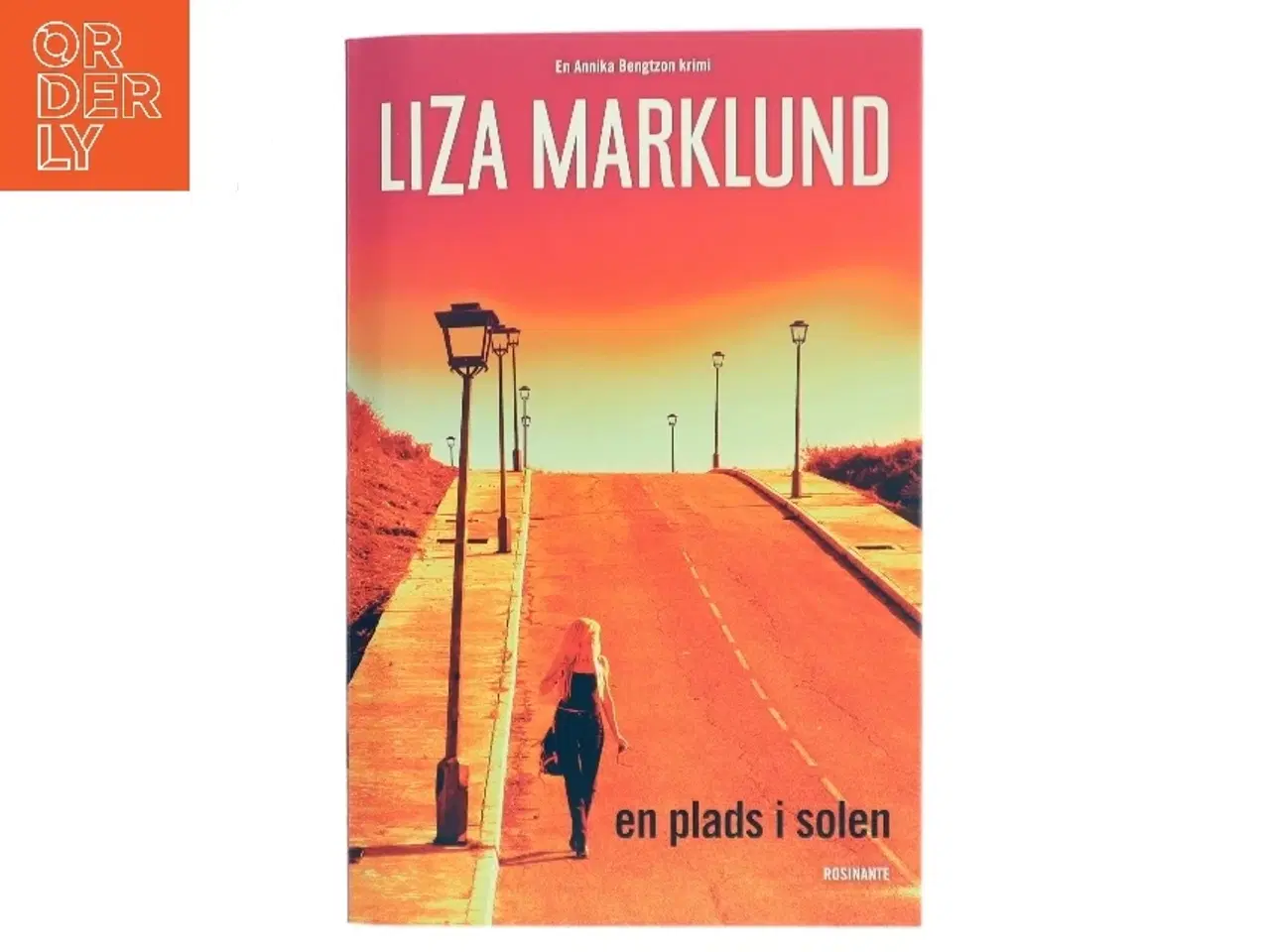 Billede 1 - En Plads I Solen af Liza Marklund (Bog)