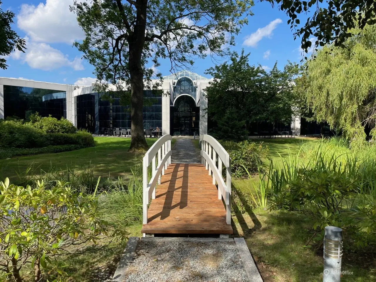 Billede 1 - Albertslunds flotteste kontor midt i en oase